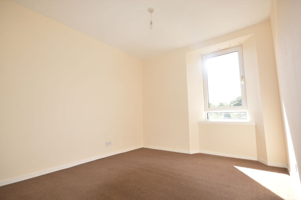 Property to rent in Glenrothes, KY7, A Commercial Street properties