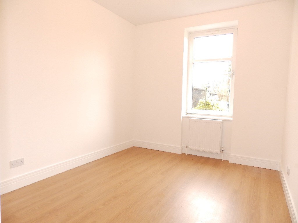 Property to rent in Linwood, PA3, Bridge Street properties from