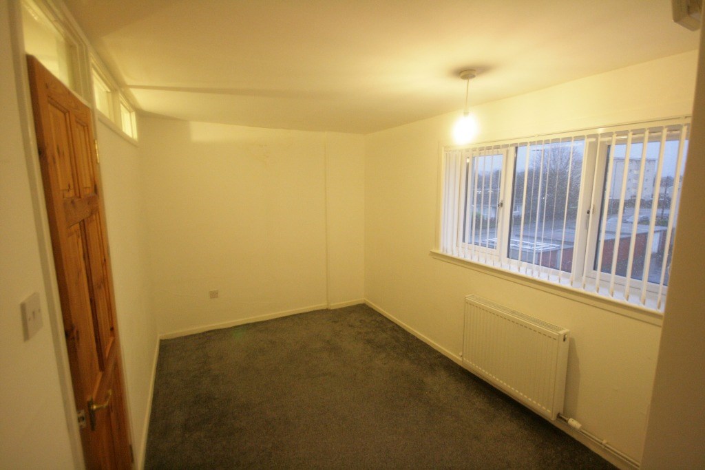 Property to rent in Linwood, PA3, Carradale Place properties from