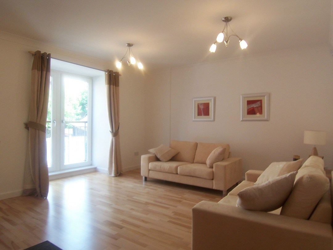 Property to rent in Thornwood, G11, Crathie Drive properties from