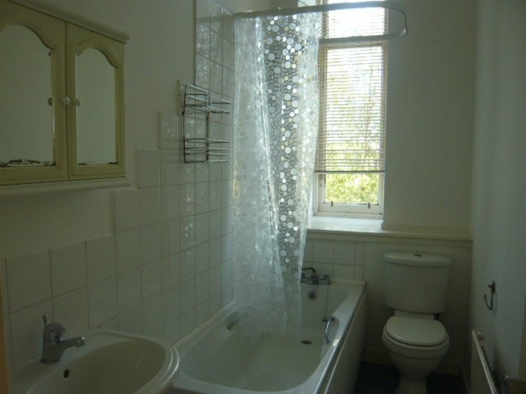 Property to rent in Dunfermline, KY11, Erskine Beveridge Court