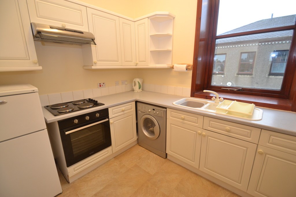 Property to rent in Alva, FK12, Henry Street properties from Citylets