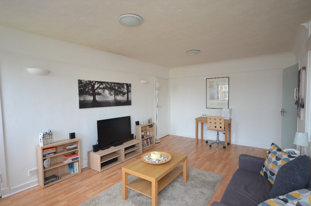 Property to rent in Bearsden, G61, Lennox Court properties from Citylets 497646