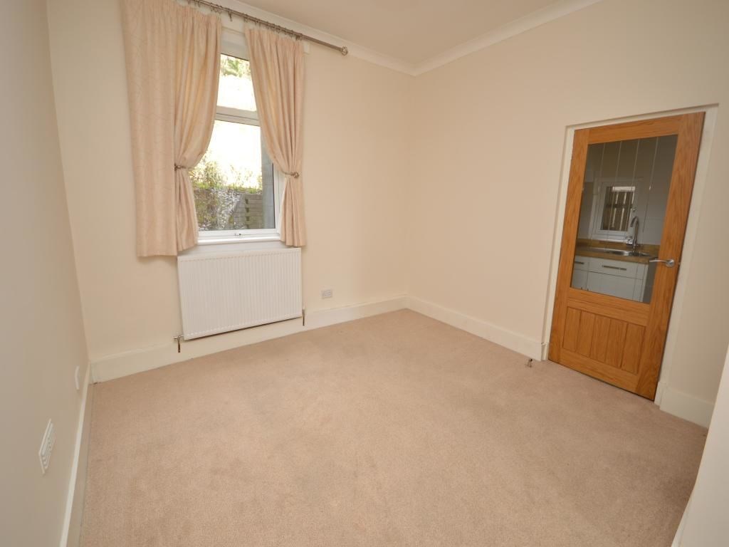 Property to rent in Newmills, KY12, Main Street properties from