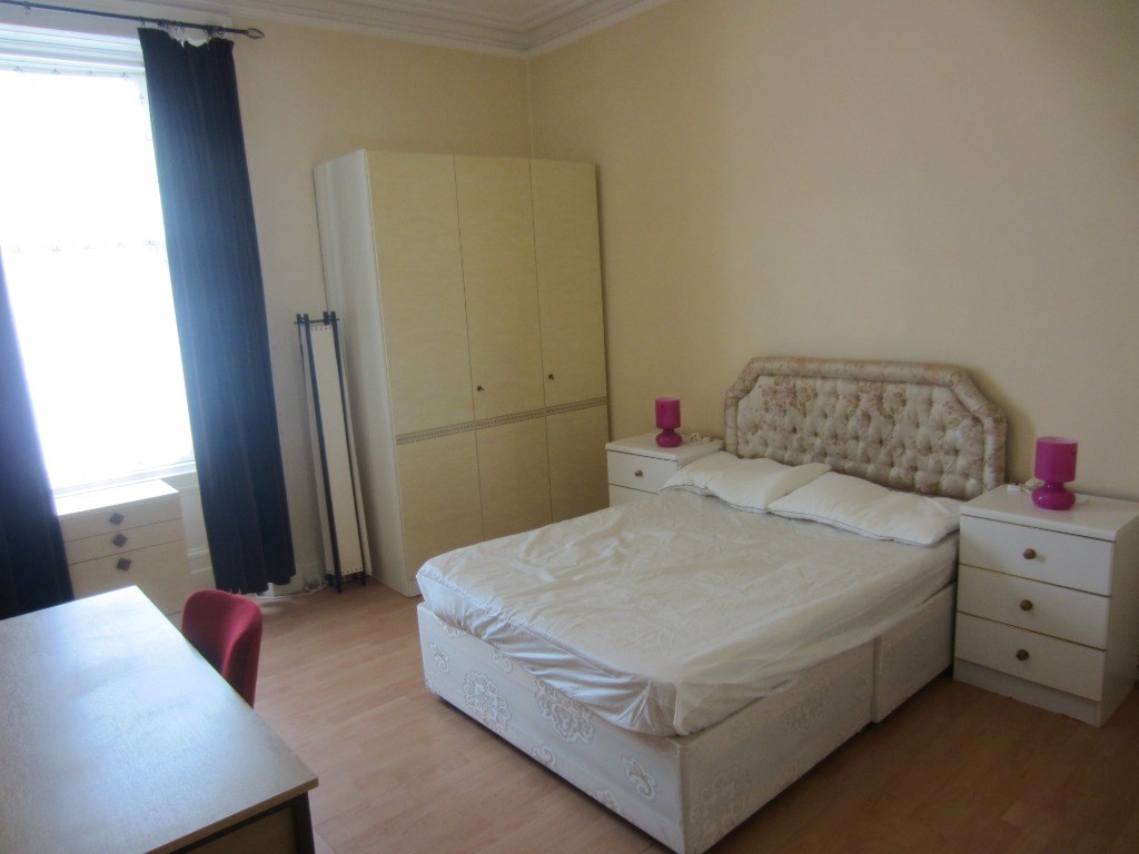 Property to rent in Abbeyhill, EH7, Montrose Terrace properties from