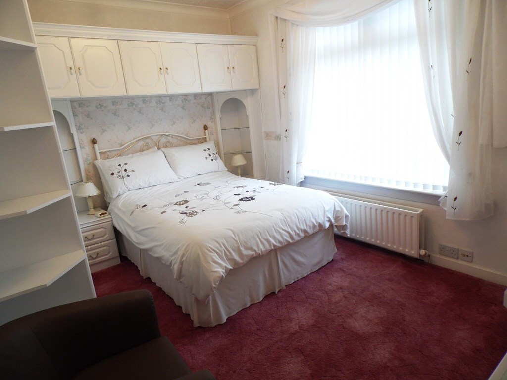 Property to rent in Elderslie, PA5, Old Road properties from Citylets