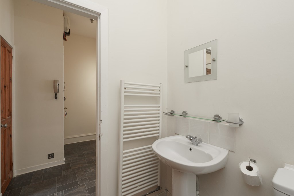 Property to rent in Rosemount, AB25, Raeburn Place Ffr properties from