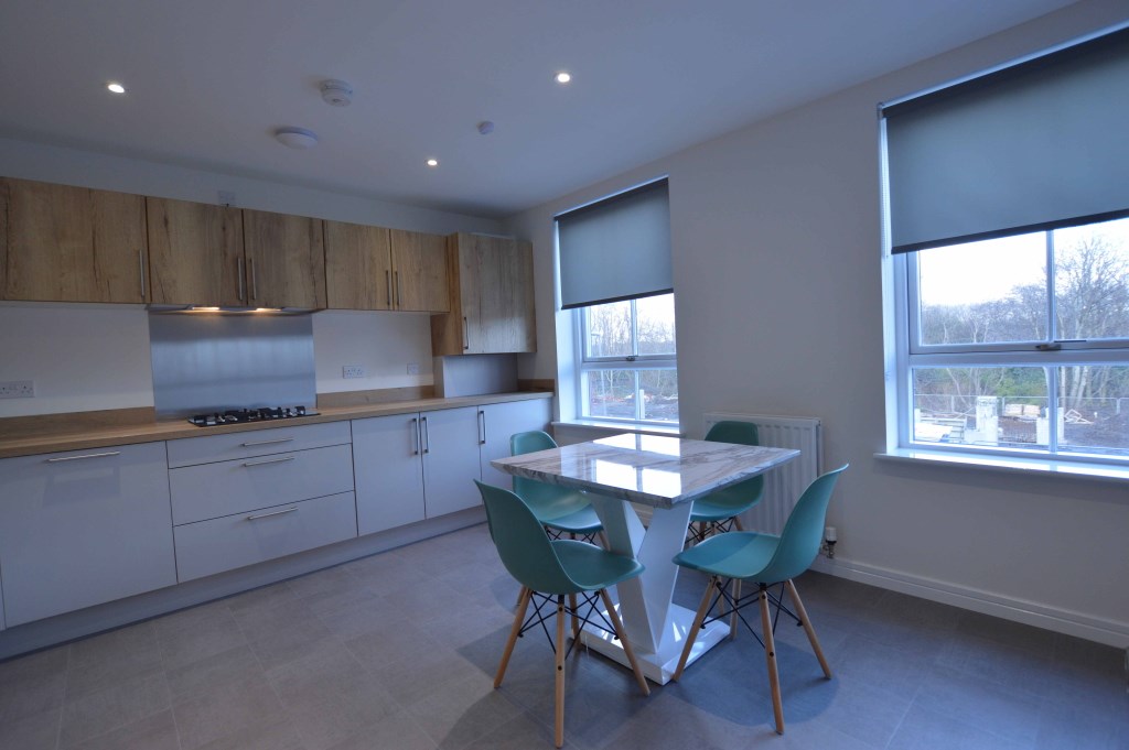 Property to rent in Oatlands, G5, Richmond Park Terrace properties from
