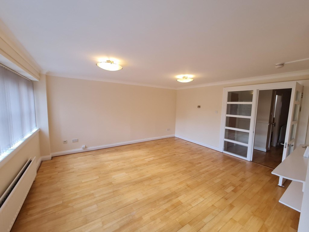 Property to rent in Hillington, G51, Shieldhall Road properties from