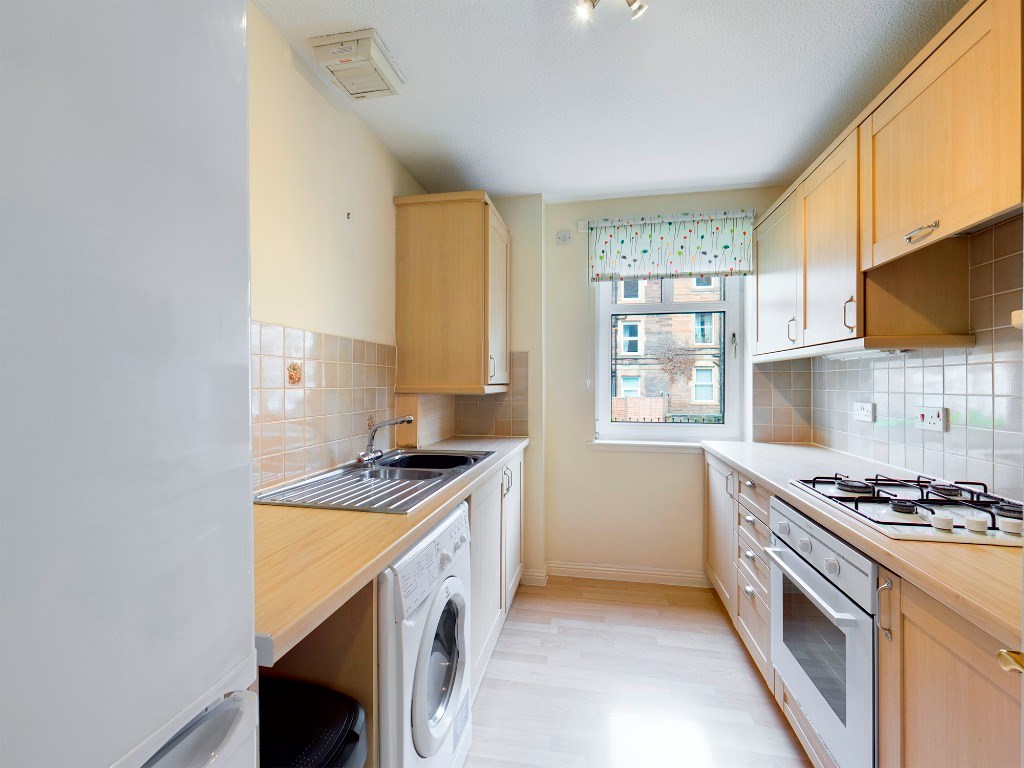 Property to rent in EH11, Sinclair Gardens properties from