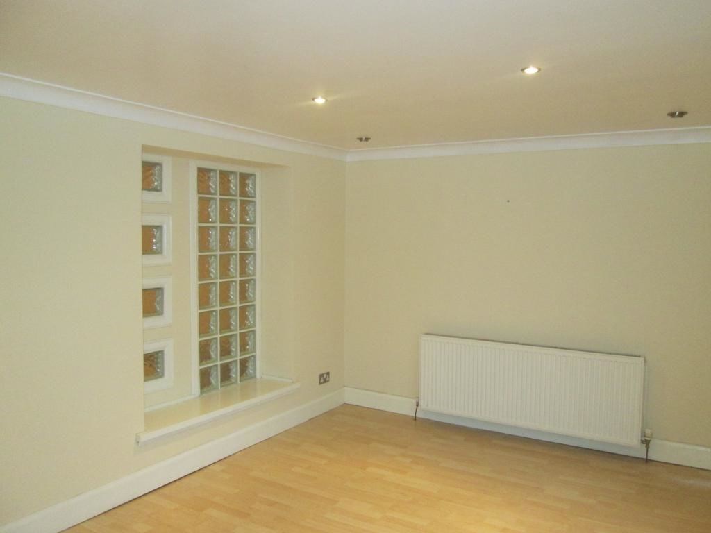 Property to rent in Glenrothes, KY7, Tantallon Avenue properties from