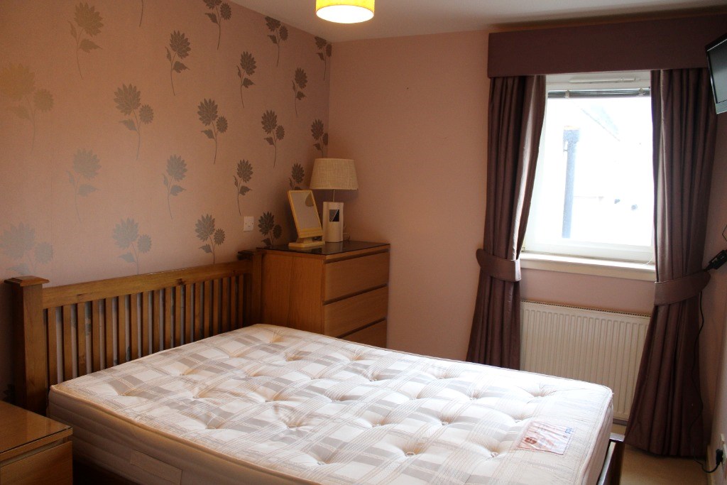 Property to rent in Davidsons Mains, EH4, The Green properties from