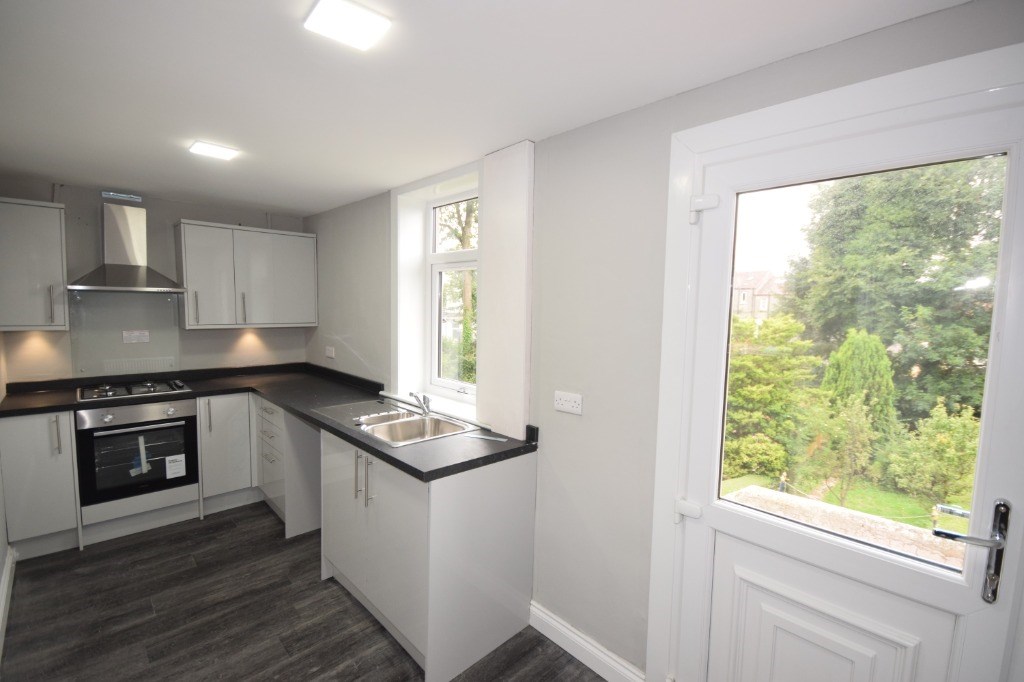 Property to rent in Clarkston, G76, The Oval properties from Citylets