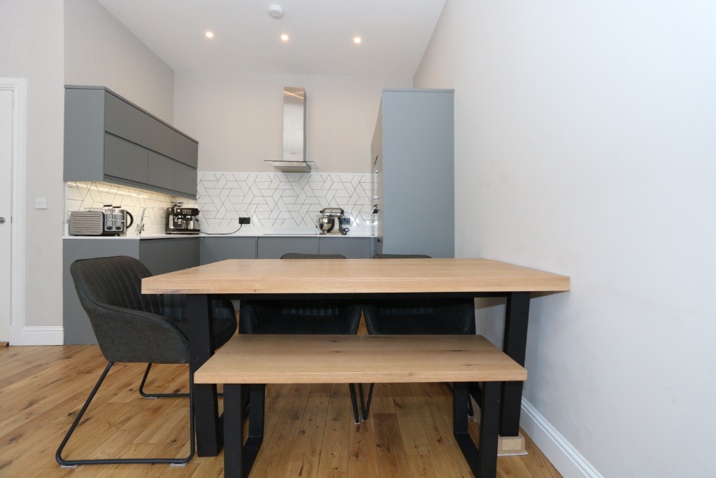 Property to rent in Woodlands, G4, West Princes Street properties from