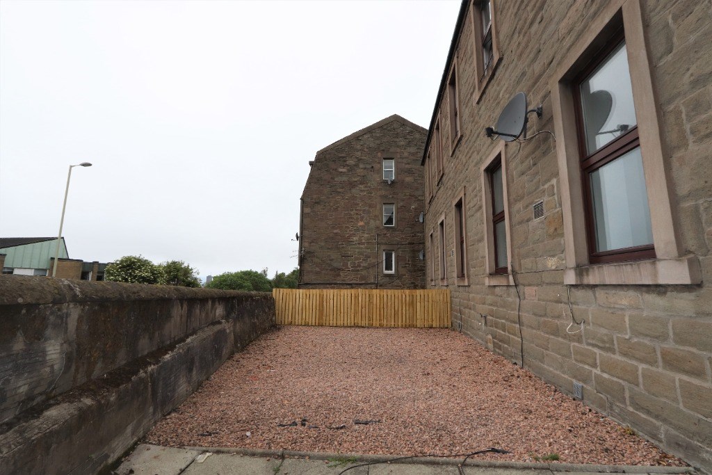 Property to rent in City Centre, DD1, William Street properties from