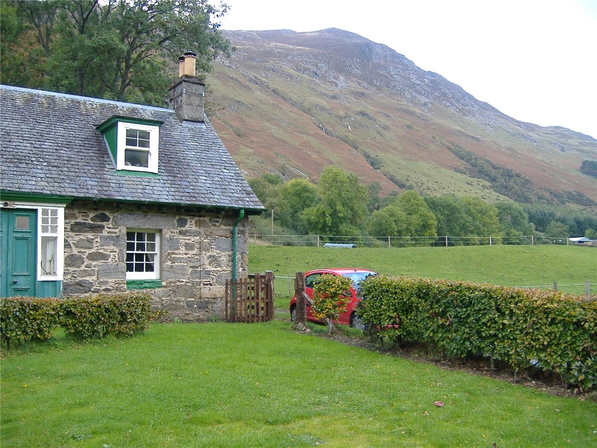 Property to rent in Aberfeldy, PH15, Bondhu Cottage properties from