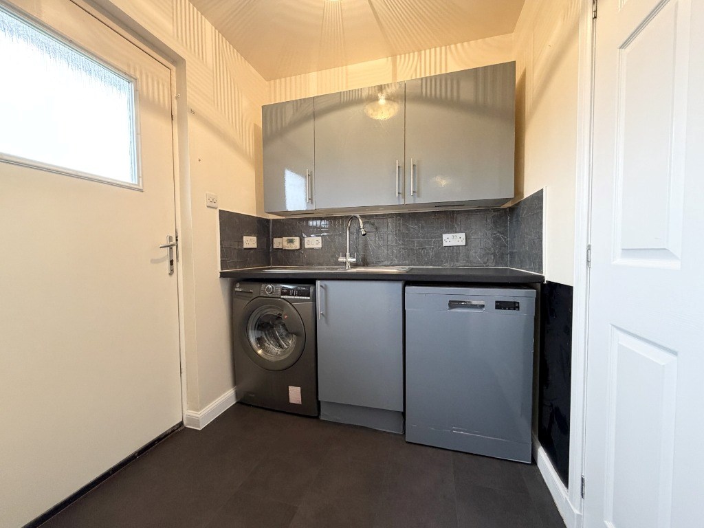 Property to rent in Caldercruix, ML6, Craigsmill Wynd properties from