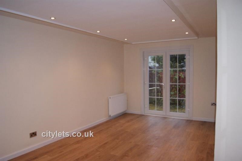 Property to rent in Crossford, ML9, Place properties from