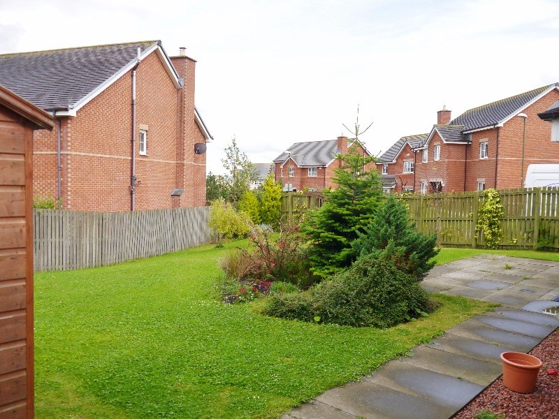 Property to rent in Rosewell, EH24, Lindsay Circus properties from