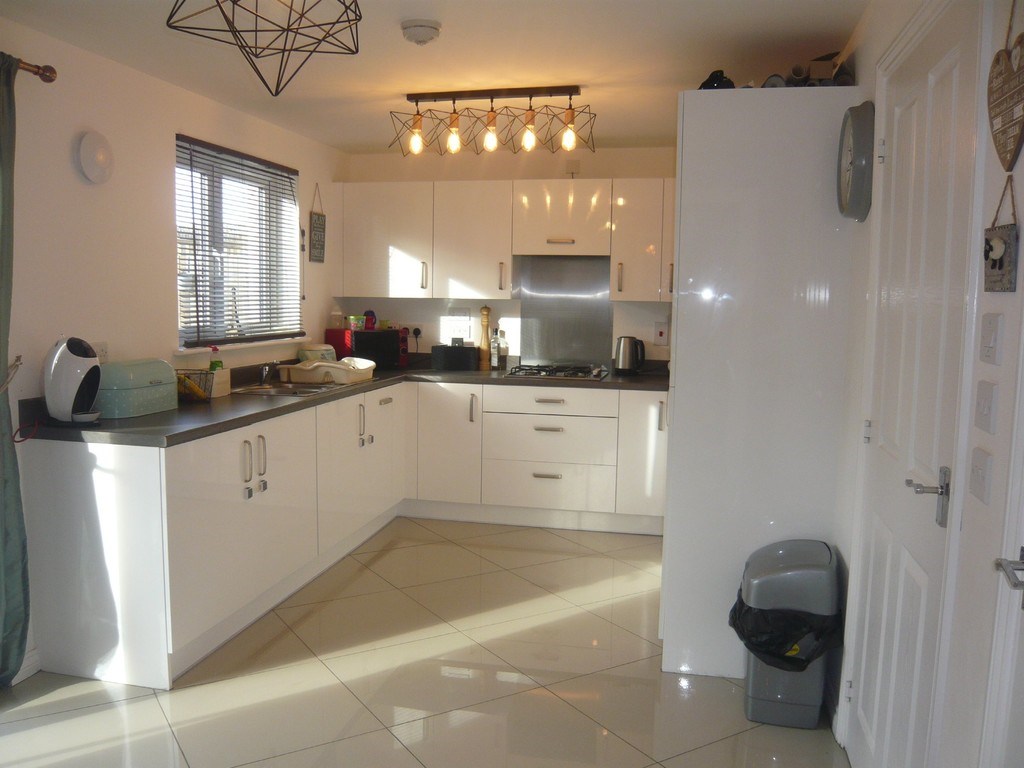 Property to rent in Inverkeithing, KY11, Mackinnon Place properties