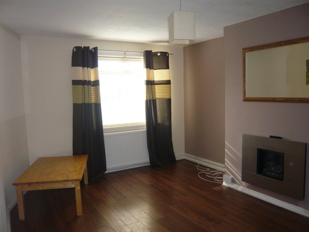 Property to rent in Rosyth, KY11, Mcgrigor Road properties from