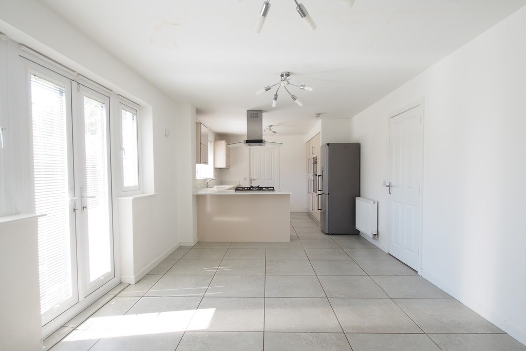 Property to rent in Barrhead, G78, Mckelvie Crescent properties from