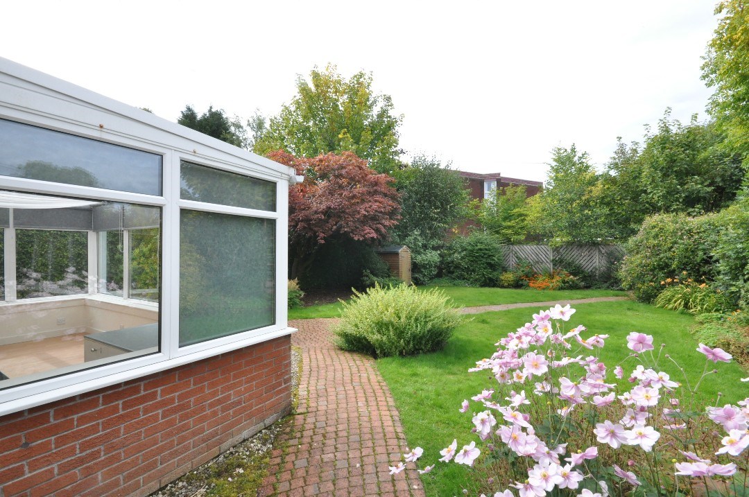 Property to rent in Newton Mearns, G77, Newtonlea Avenue properties