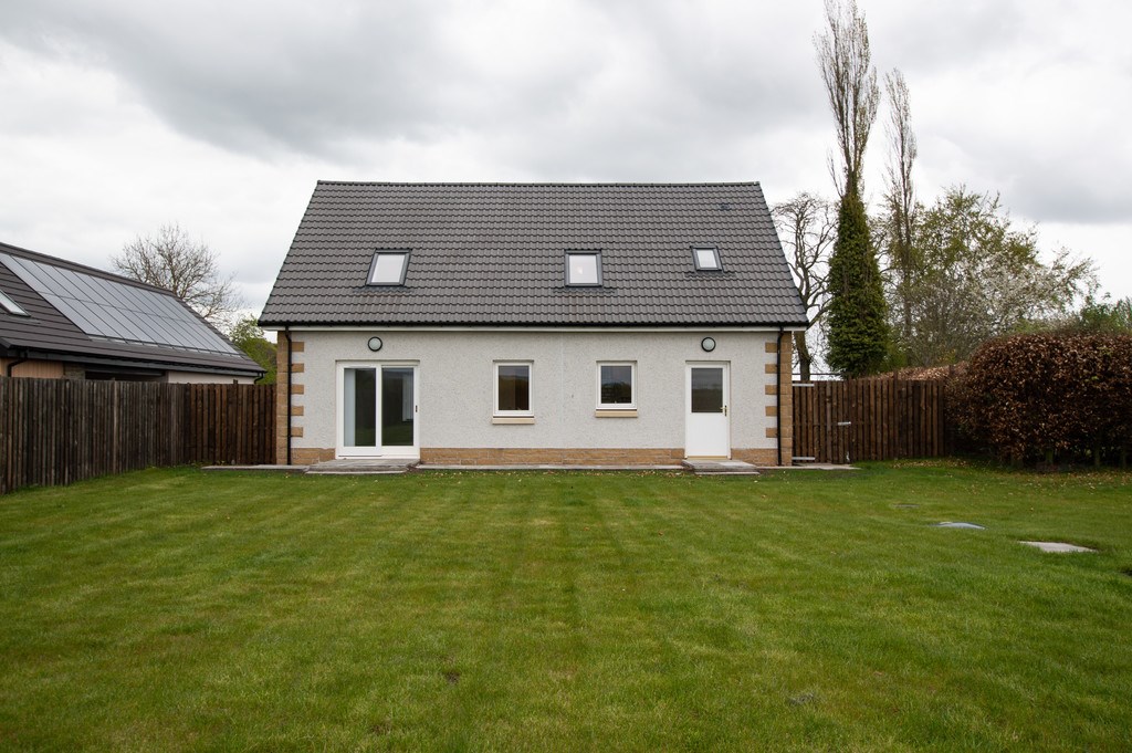 Property to rent in DD2, Viewlands properties from Citylets