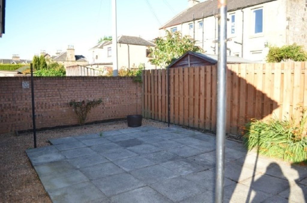 Property to rent in Larbert, FK5, Waverley Road properties from